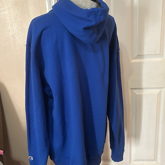 Men’s Champion pull over - Picture 4 of 4